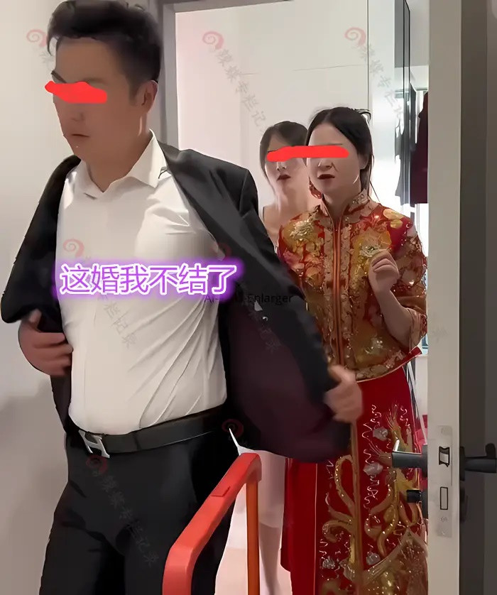 Xôn xao chú rể bất ngờ tuyên bố hủy hôn trong đám cưới, bỏ mặc cô dâu ra sức níu kéo Ảnh 2