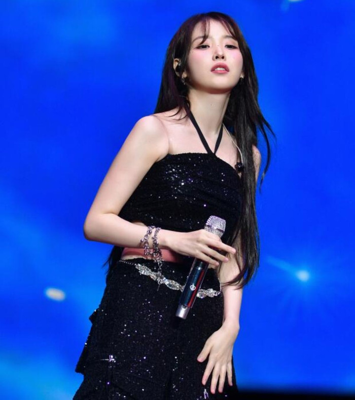 Huyền thoại nhạc Rock 'hốt bạc' gần 2 tỷ đồng nhờ IU Ảnh 3