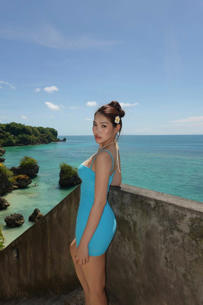 Vóc dáng căng tràn, cuốn hút của người đẹp.