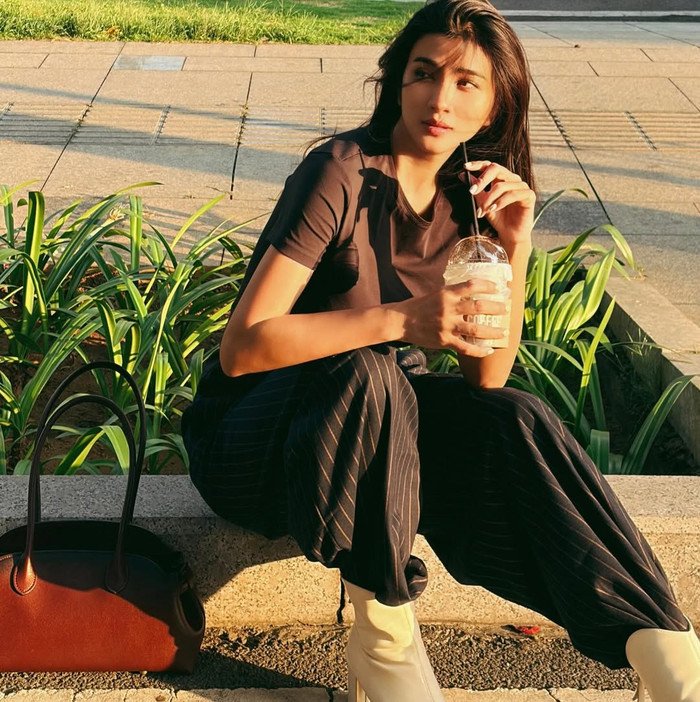 NSƯT Kim Tuyến vui vẻ tận hưởng khoảnh thời gian rảnh rỗi hiếm hoi. Ảnh: IGNV