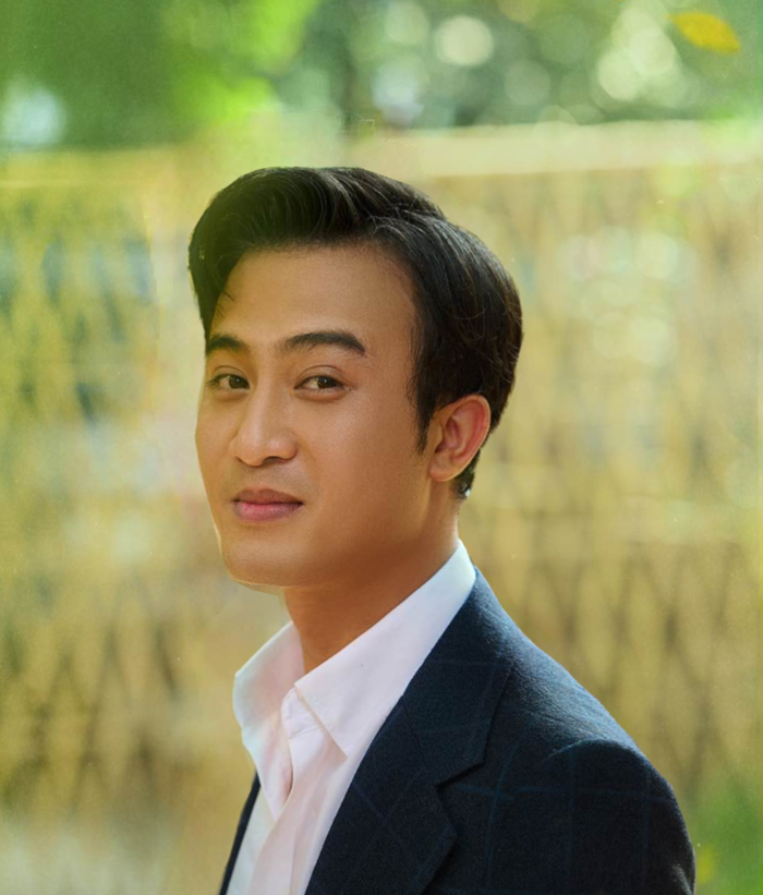 Doãn Quốc Đam đã mạnh dạn bước ra khỏi vùng an toàn của mình và tiến gần hơn đến khán giả (Ảnh: FBNV).