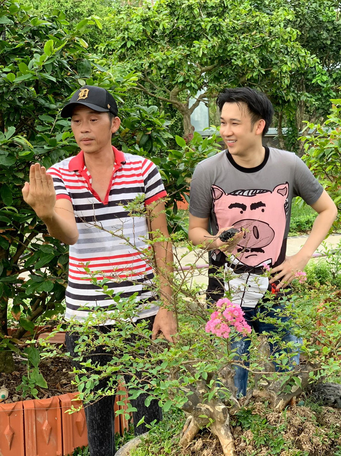 Dương Triệu Vũ thông báo vở diễn do nghệ sĩ Hoài Linh làm đạo diễn sẽ ra mắt khán giả Đà Nẵng vào cuối tháng 3 này.