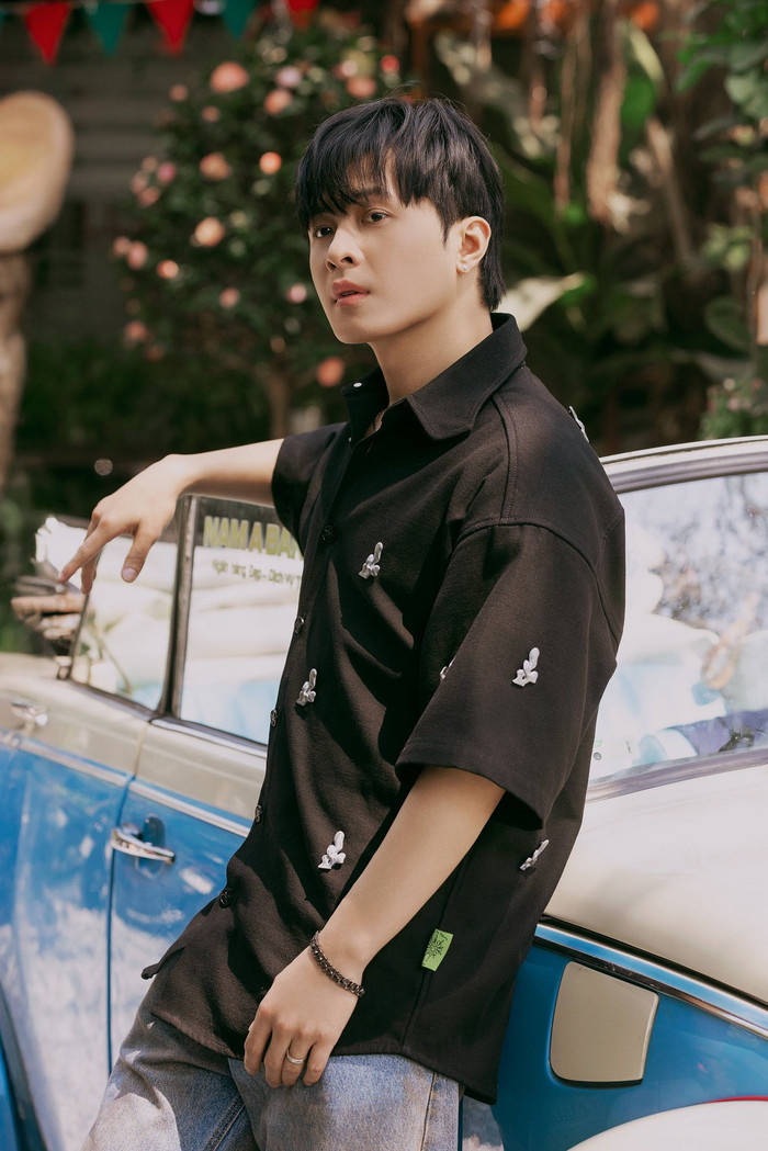 Nam ca sĩ phản ứng thẳng thắn về bình luận kém duyên.