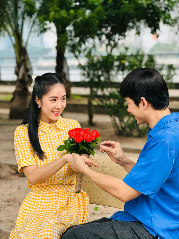 Bóng Ma Hạnh Phúc do Lê Phương và Lương Thế Thành đóng chính đang nhận được sự quan tâm của khán giả truyền hình (Ảnh: FBNV).