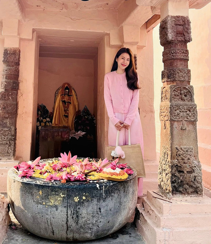 Thủy Tiên cũng rút khỏi các hoạt động điện ảnh và đến nay đã tròn một thập kỷ vắng bóng kể từ dự án phim gần nhất.