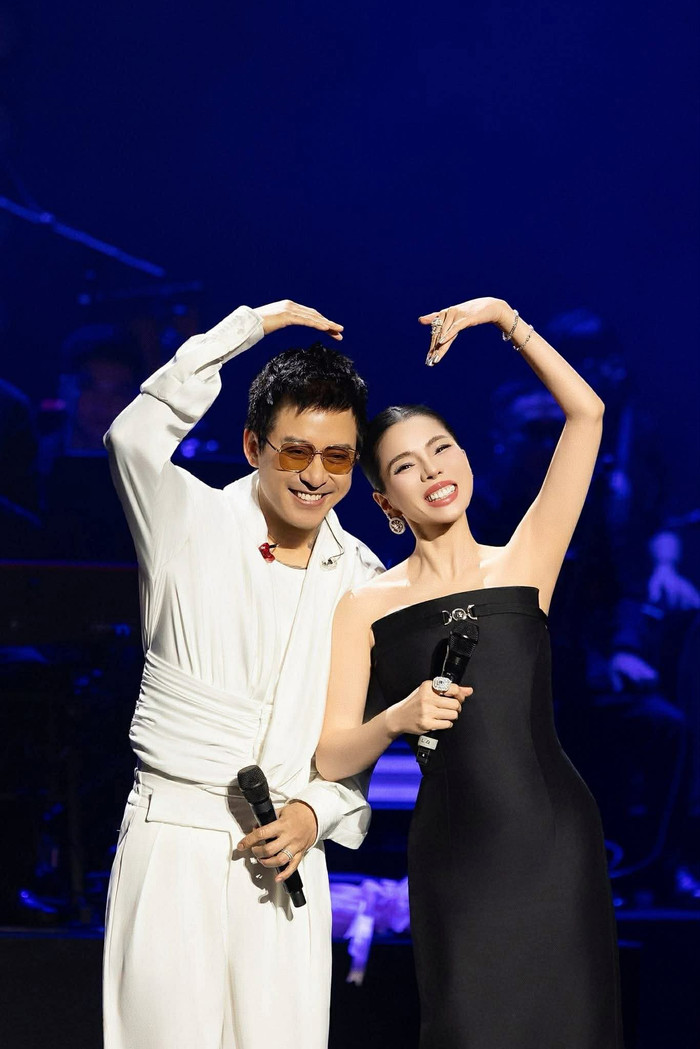 Tuấn Hưng và Lệ Quyên là một trong những cặp đôi kết hợp ăn ý trên sân khấu.