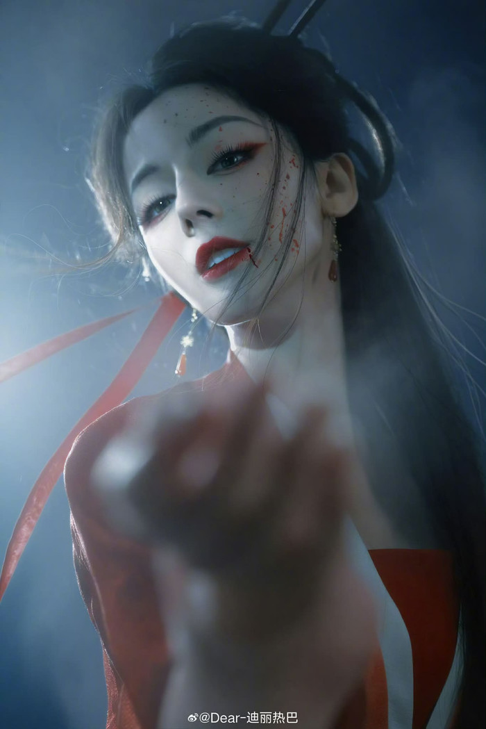 Tạo hình của Địch Lệ Nhiệt Ba trong phim mới.