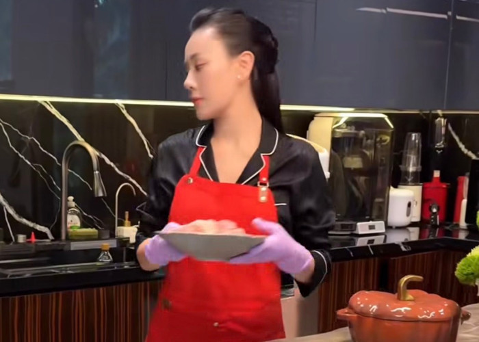 Sau những ồn ào, Phương Oanh không chọn cách giải thích dài dòng hay đối đầu dư luận, thậm chí còn lặng lẽ thay đổi.