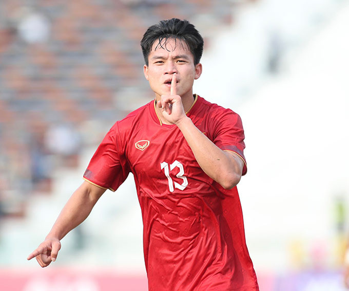 Cầu thủ Hồ Văn Cường.