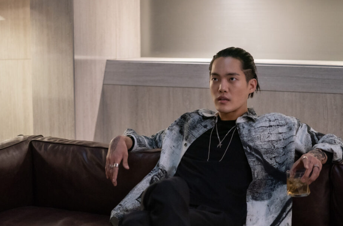 Kim Gun Woo gây ám ảnh với vai phản diện trong The Glory