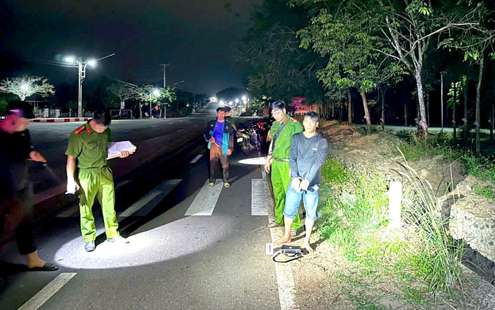 Bùi Văn Sơn bị bắt giữ cùng tang vật và phương tiện gây án.&nbsp;