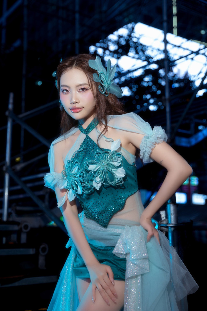 Phương Mỹ Chi để lại ấn tượng tích cực trong lòng công chúng.