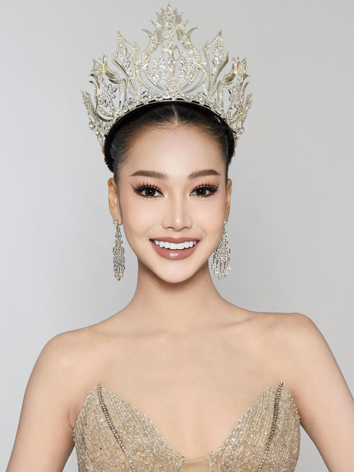 Kamolwan Chanago sở hữu nhan sắc ngọt ngào ở tuổi 18. Ảnh: IGNV