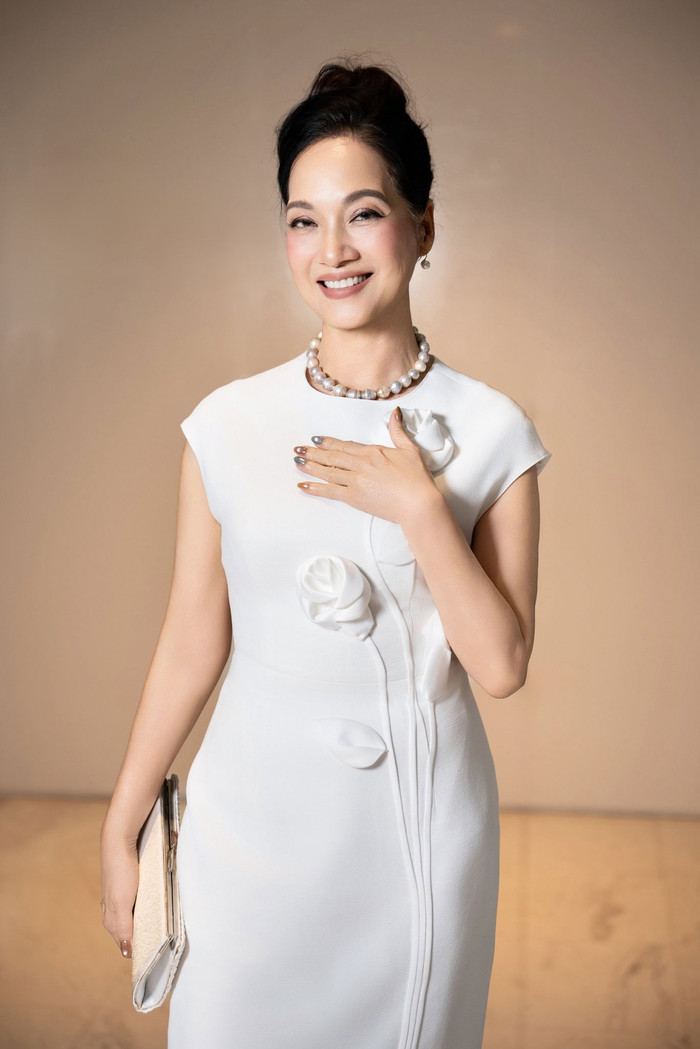 NSND Lê Khanh trở lại màn ảnh rộng sau 3 năm vắng bóng (Ảnh: FBNV).