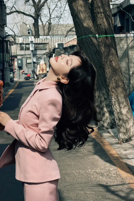 Chương Nhược Nam đang góp mặt trong dự án Đông Qua Xuân Đến.