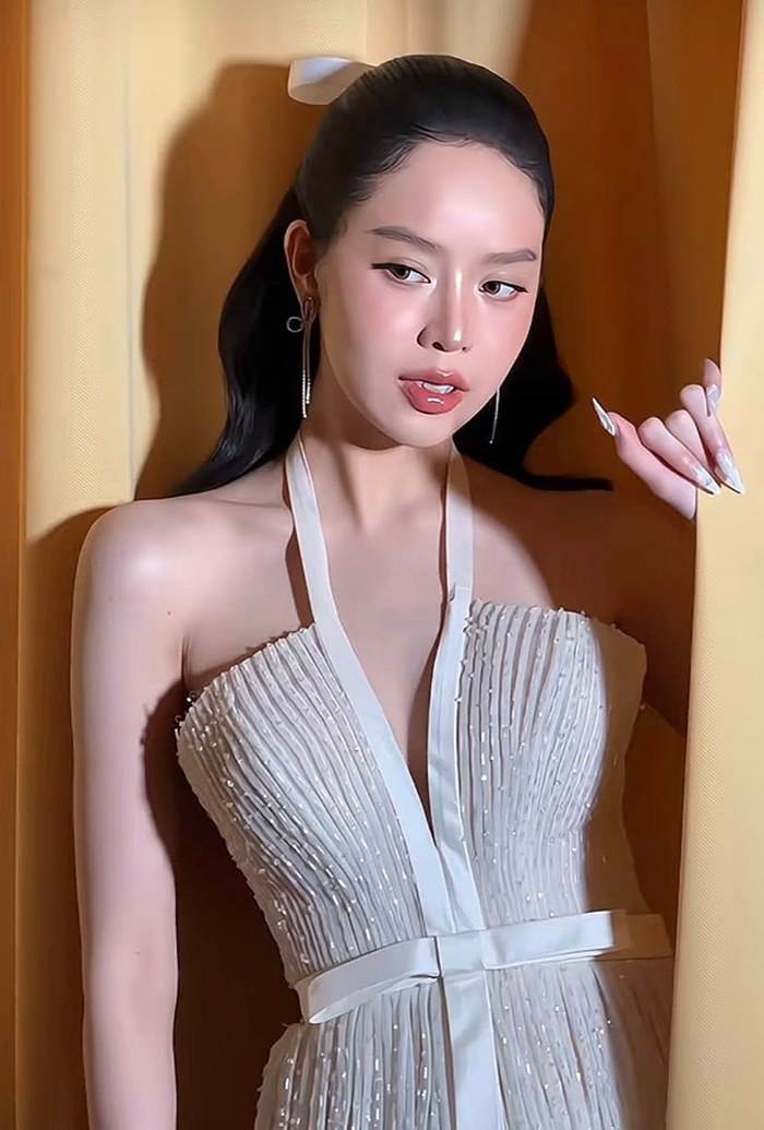 Phong cách trang điểm nhẹ nhàng quen thuộc của Thanh Thủy. Ảnh: Viva&nbsp;