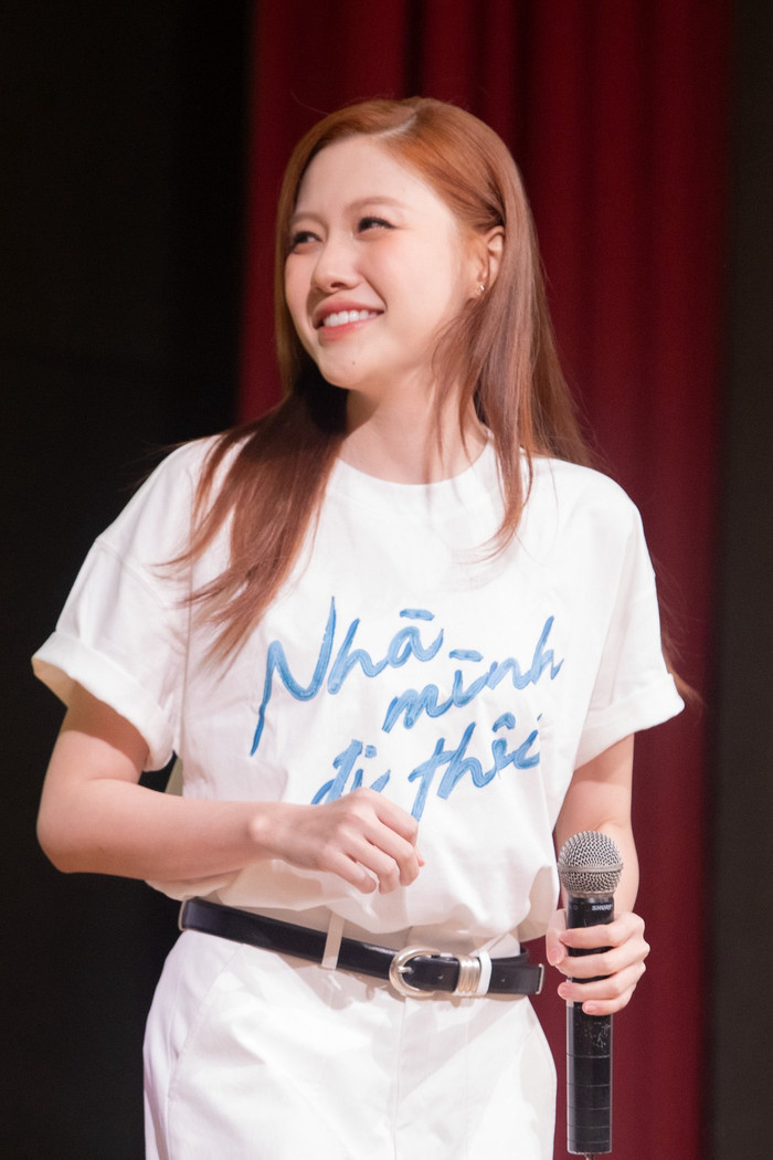 Tết 2026, Uyển Ân đóng chính trong dự án Nhà Mình Đi Thôi, hiện chỉ đạt doanh thu hơn 14 tỷ đồng (Ảnh: FBNV).