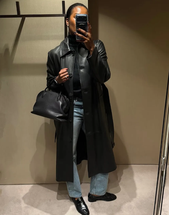 Áo da dáng dài. Ảnh: @nlmarilyn&nbsp;