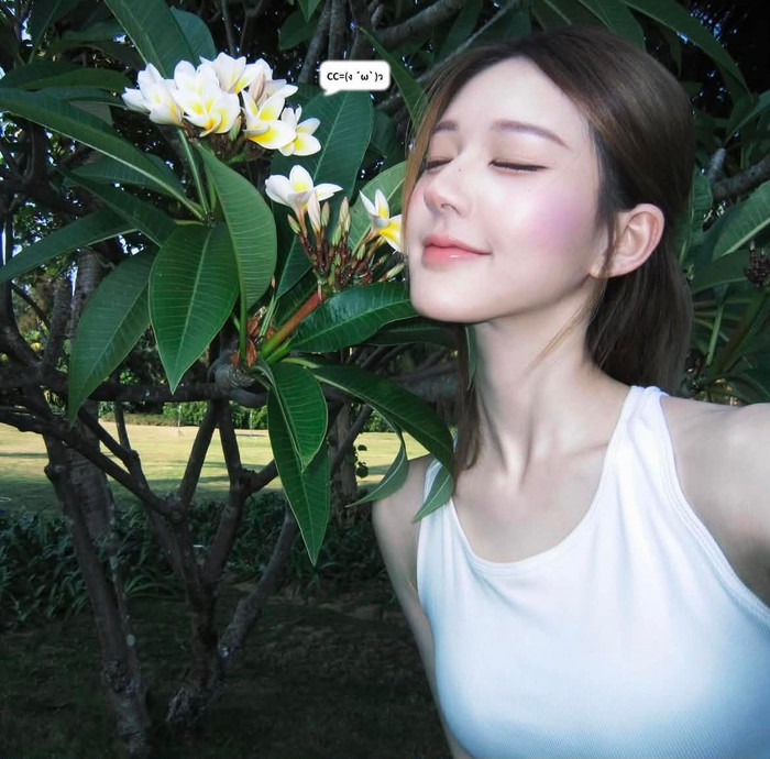 Sau thời gian nghỉ ngơi, Triệu Lộ Tư đã sẵn sàng trở lại với trạng thái tốt nhất cho các dự án nghệ thuật. - Ảnh: MXH NV