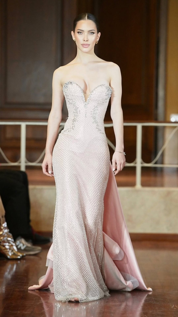 Gretha là gương mặt quen thuộc trên nhiều sàn diễn quốc tế. Ảnh: IGNV