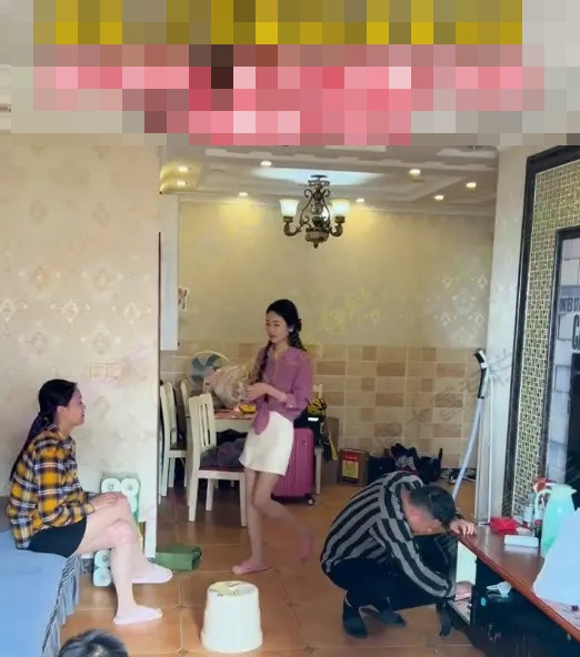 Ly hôn vì không muốn làm việc nhà, người phụ nữ sốc nặng khi quay lại nhà chồng cũ lấy đồ Ảnh 1