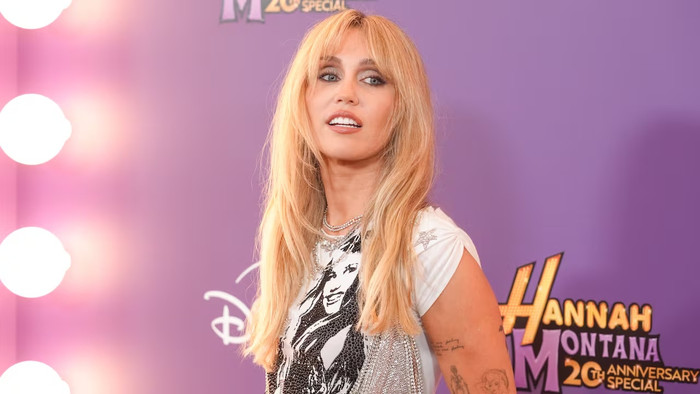 Từ Hannah Montana đến Miley Cyrus: 20 năm cho một huyền thoại Ảnh 3