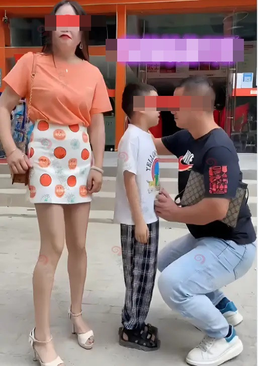 Gặp lại vợ cũ sau nhiều năm, người đàn ông cho con trai hơn 100 triệu đồng và 'cái kết' không ngờ Ảnh 2