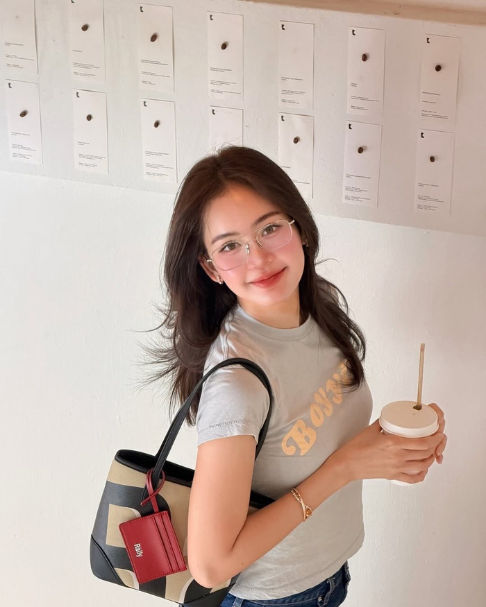 Hình ảnh đời thường xinh đẹp của nữ nghệ sĩ đa tài.&nbsp;