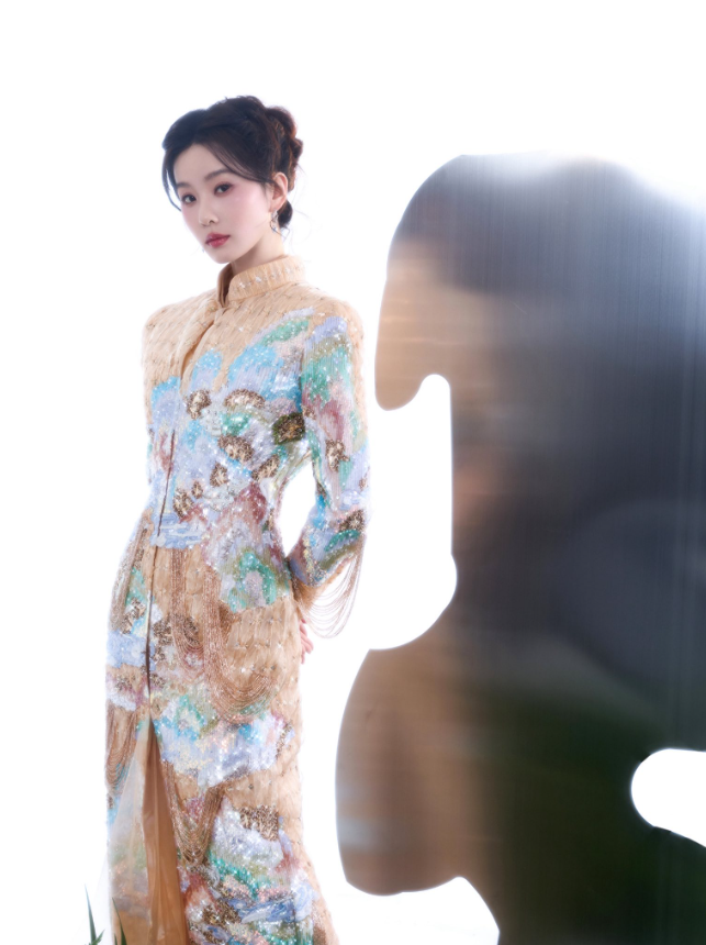 Lưu Thi Thi duy trì sức hút lớn trong lĩnh vực thời trang và quảng cáo