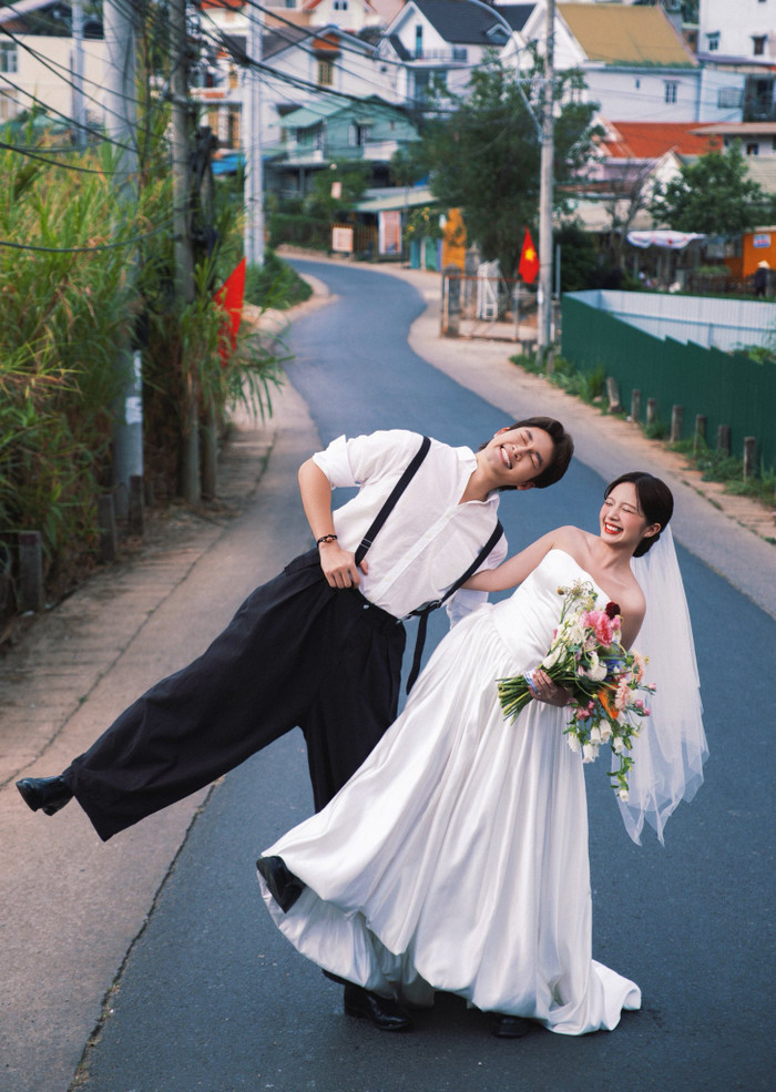 Sự trở lại của cặp đôi Đình Tú và Ngọc Huyền trên màn ảnh nhỏ khiến khán giả không khỏi mong chờ (Ảnh: FBNV).