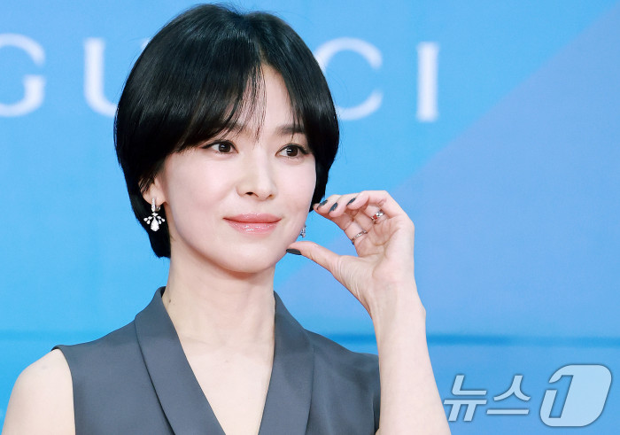 Song Hye Kyo đã nỗ lực giữ gìn nhan sắc trẻ trung thông qua việc duy trì chế độ lối sống lành mạnh. Ảnh: News1