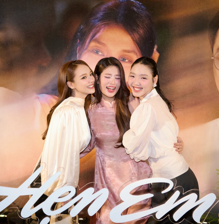 Nhã Phương đã đăng tải bài viết mới trên trang cá nhân (Ảnh: FBNV).