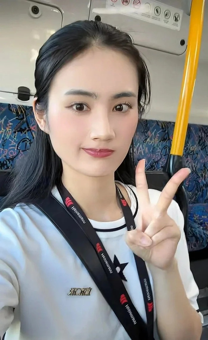 Hoa h ậu Ý Nhi quyết định đi du học Úc từ cuối năm 2023.