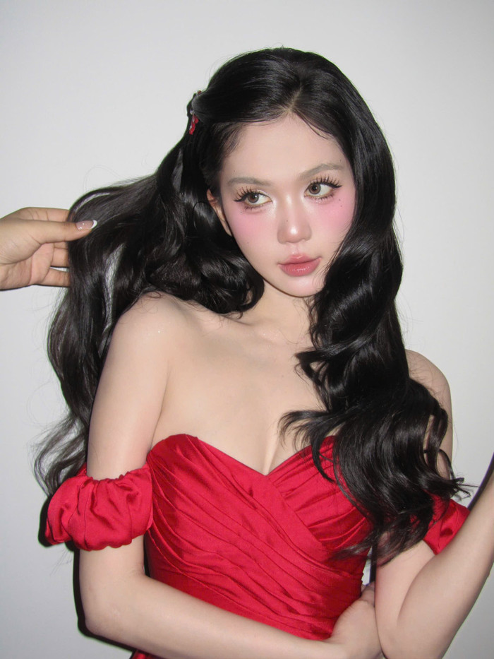 Sự thẳng thắn giúp Ngọc Trinh nhận về thiện cảm từ phía công chúng. Ảnh: FBNV