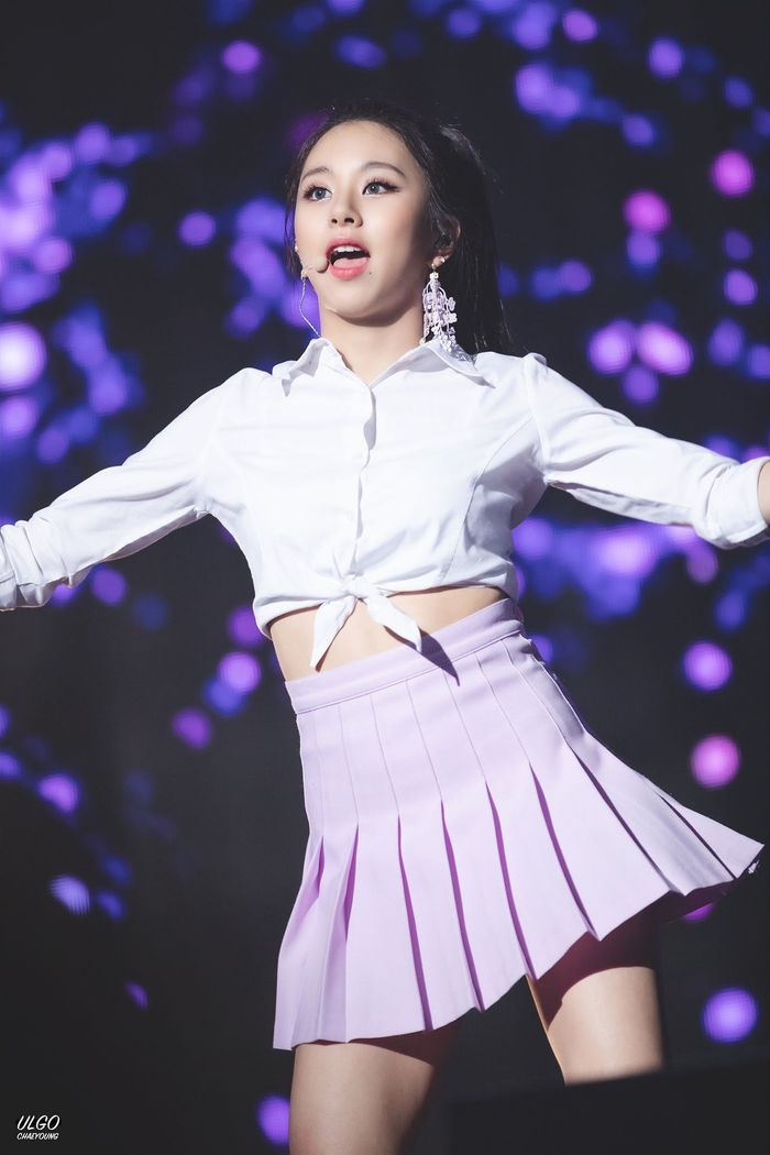 Sức khoẻ của Chaeyoung khiến nhiều fan lo lắng.