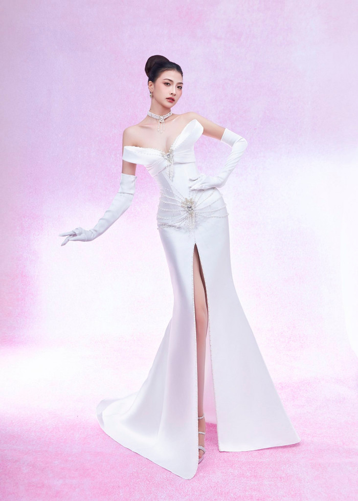 Chiều cao ấn tượng của Tuyên Dương. Ảnh: FBNV