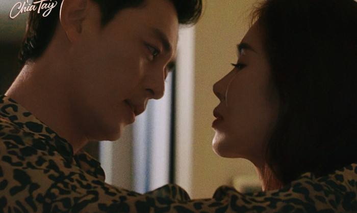 Một phân đoạn tình cảm nóng bỏng của cặp đôi đang gây bão mạng xã hội.-Ảnh: NSX