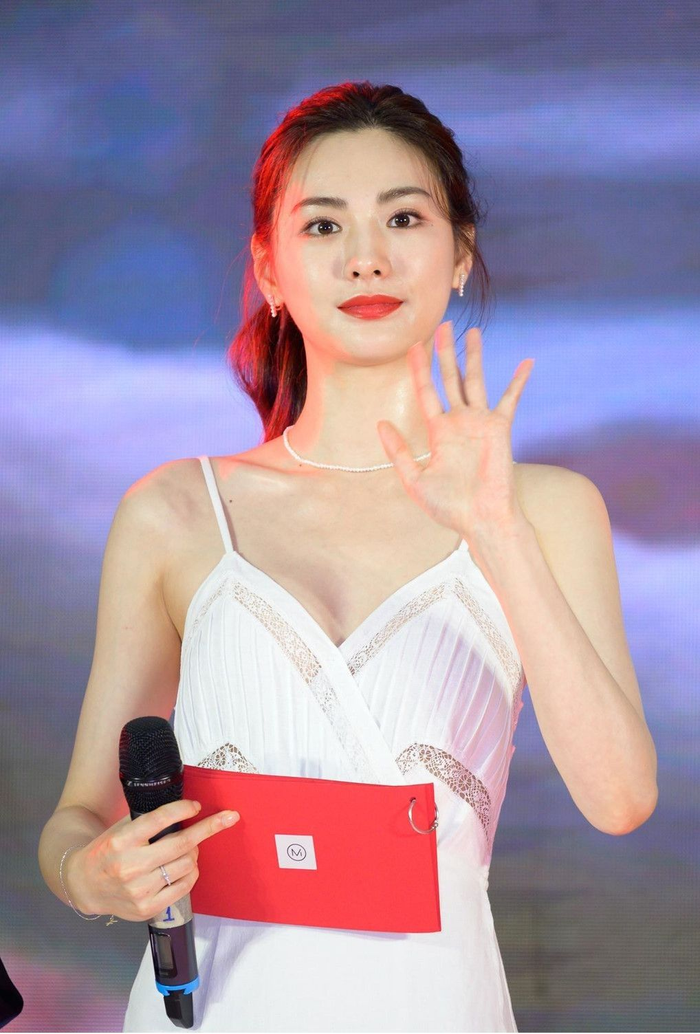 Nana và mẹ cô đã được triệu tập với tư cách nhân chứng quan trọng.