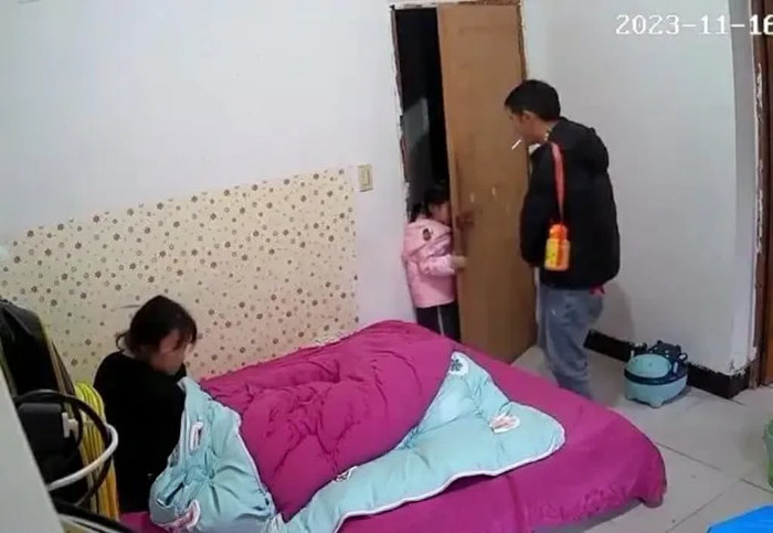 Đưa con gái đi học, người chồng 'chết lặng' trước cảnh tượng sau khi về nhà Ảnh 3