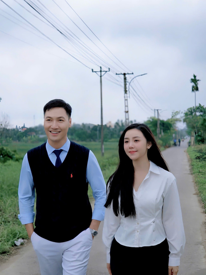 Trong khi đó, Mạnh Trường vào vai Trần Lâm - một thiếu gia thành đạt (Ảnh: FBNV).