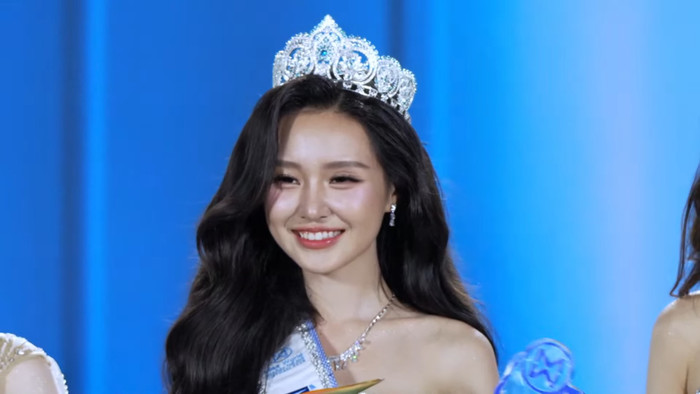 Á hậu 1 Lê Phương Khánh Như.