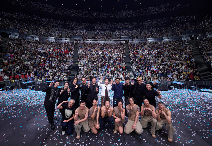 Nam ca sĩ gạo cội kết thúc chuyến lưu diễn kéo dài suốt 8 năm Ảnh 6