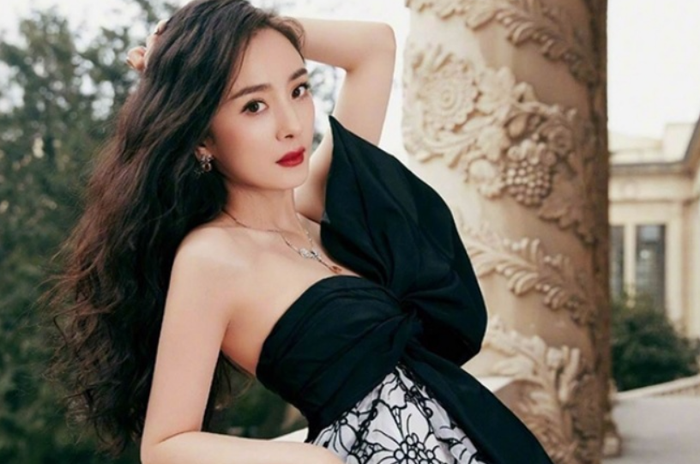 Dương Mịch trên phim trường sau khi trở lại mạnh mẽ hậu ly hôn