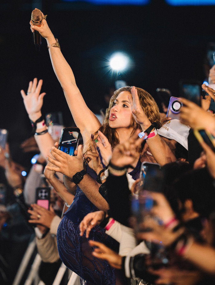 Shakira phá vỡ kỷ lục với buổi biểu diễn 400.000 khán giả Ảnh 2