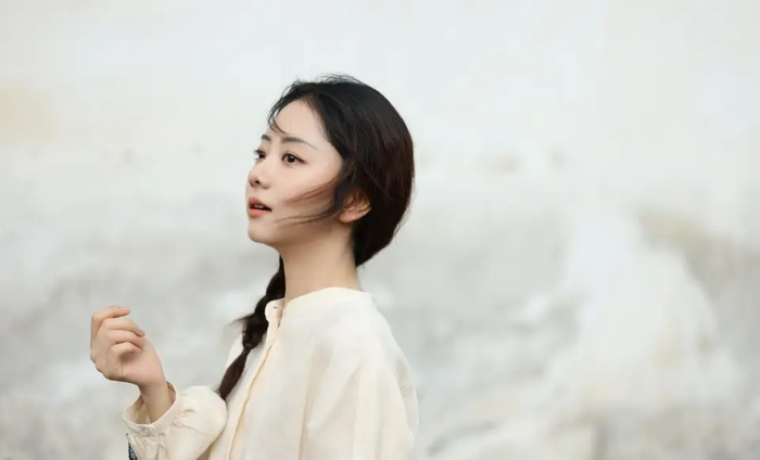 Đàm Tùng Vận cho thấy quyết tâm đa dạng vai diễn những năm gần đây