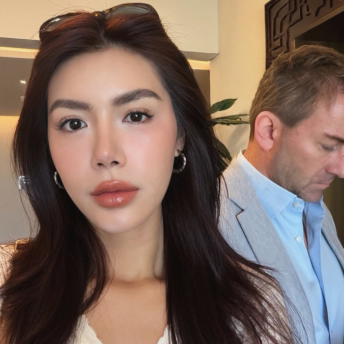 Minh Tú lo lắng khi có thể bị mắc kẹt ở Oman cùng chồng. Ảnh: IGNV