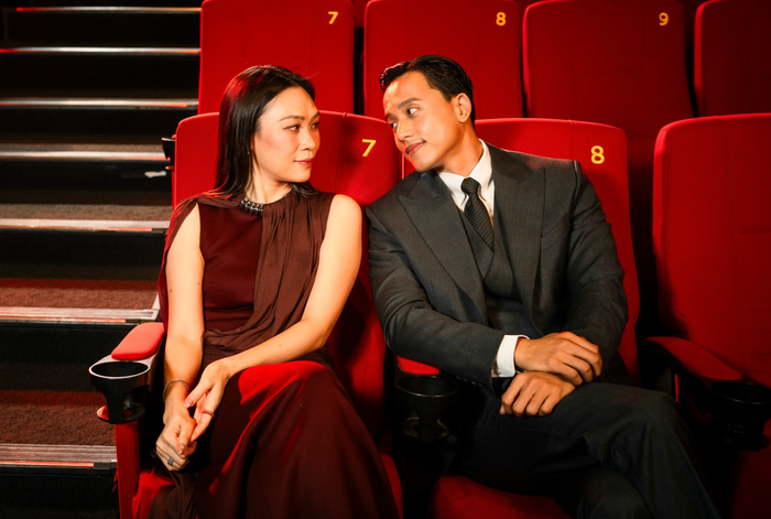 Khoảnh khắc tình tứ giữa Mỹ Tâm và Mai Tài Phến trong buổi ra mắt phim điện ảnh với giới truyền thông. Ảnh: FBNV