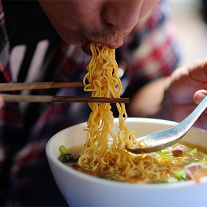 Ăn món này vào ban đêm: Tưởng vô hại nhưng lại khiến sáng hôm sau thêm uể oải Ảnh 2