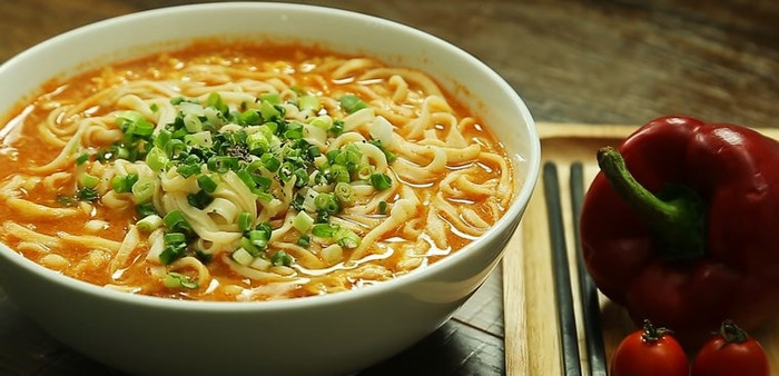 Ăn món này vào ban đêm: Tưởng vô hại nhưng lại khiến sáng hôm sau thêm uể oải Ảnh 1