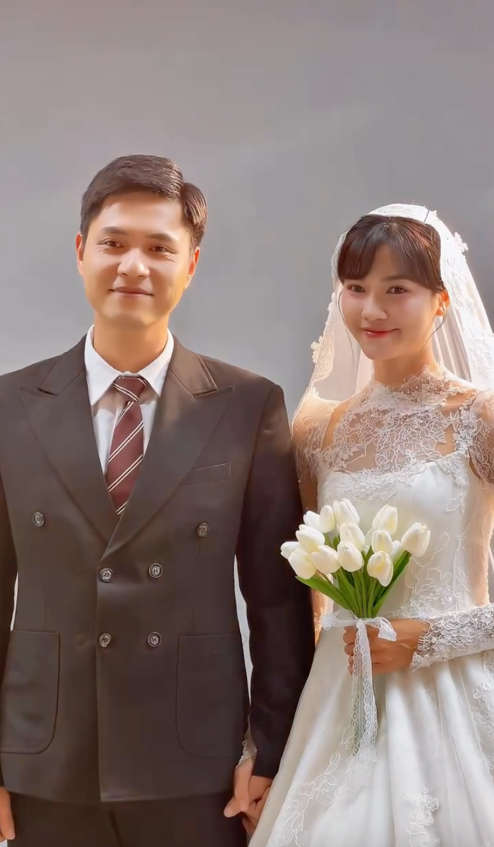 Cái kết hạnh phúc cho cặp đôi Tô Dũng và Anh Đào trong phim Không Giới Hạn (Ảnh: Chụp màn hình).